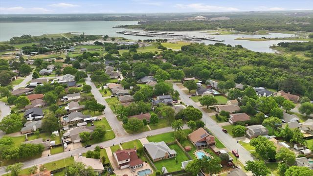 2317 Quail Lane, Grapevine, TX 76051