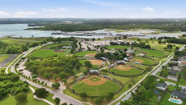 2317 Quail Lane, Grapevine, TX 76051