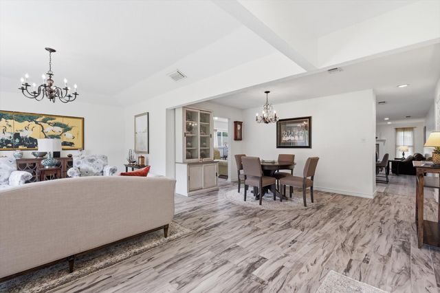 2317 Quail Lane, Grapevine, TX 76051