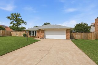 2317 Quail Lane, Grapevine, TX 76051