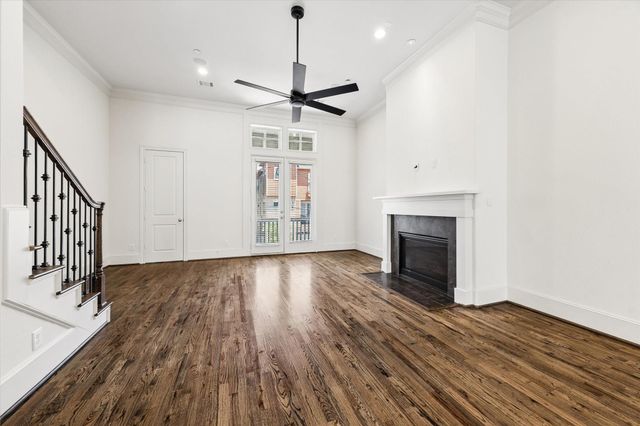 2733 Cortlandt Street, Houston, TX 77008