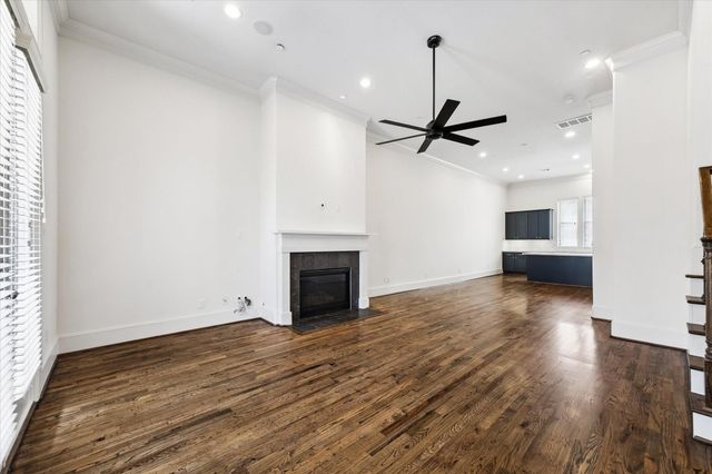 2733 Cortlandt Street, Houston, TX 77008