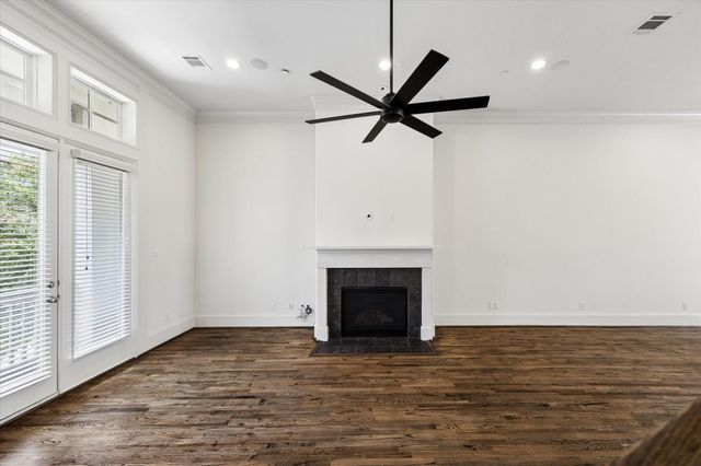 2733 Cortlandt Street, Houston, TX 77008
