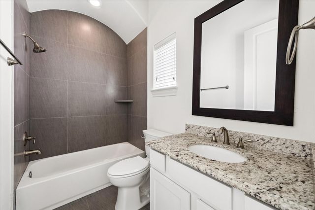 2733 Cortlandt Street, Houston, TX 77008