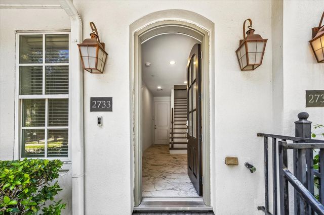 2733 Cortlandt Street, Houston, TX 77008