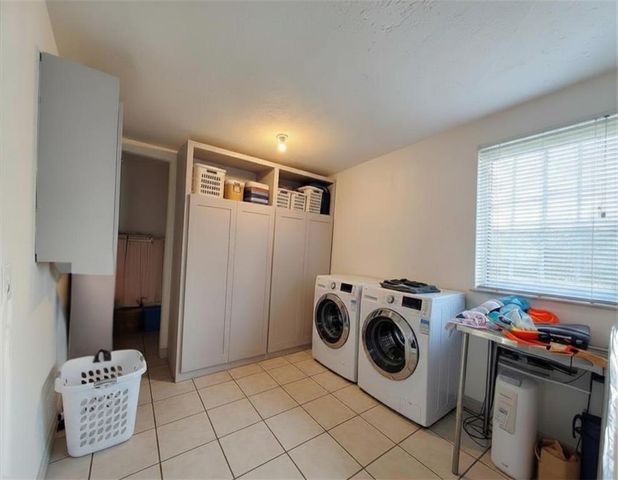 4401 Claudine Lane, Kansas City, KS 66102