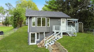 3409 E 35th Street, Des Moines, IA 50317