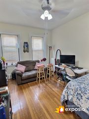 1482 Beacon 22, Brookline, MA 02446