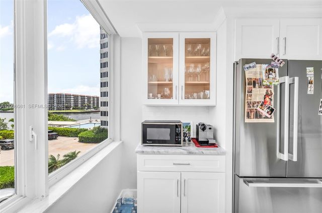 3912 S Ocean Boulevard 306, Highland Beach, FL 33487