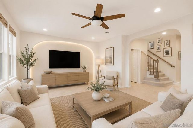 3320 Wild Oak Ln, Escondido, CA 92027