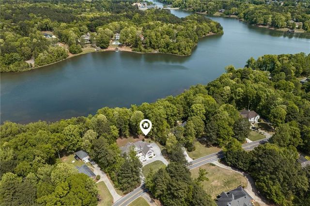 210 Darwish Drive, Mcdonough, GA 30252