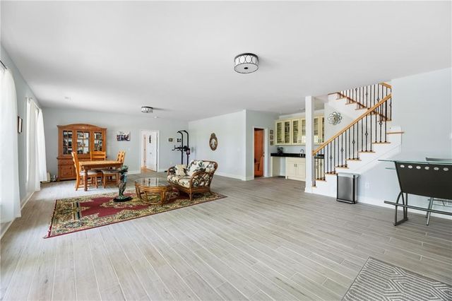 210 Darwish Drive, Mcdonough, GA 30252