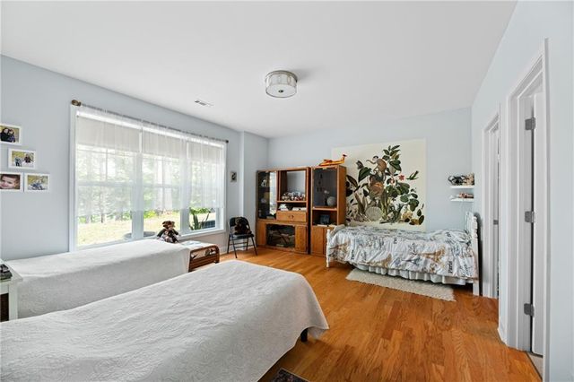 210 Darwish Drive, Mcdonough, GA 30252