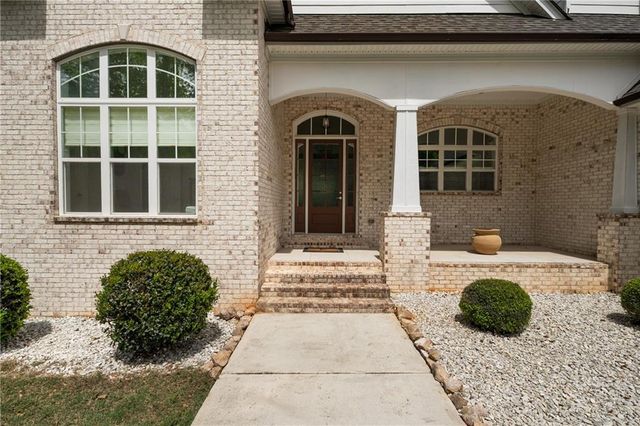 210 Darwish Drive, Mcdonough, GA 30252
