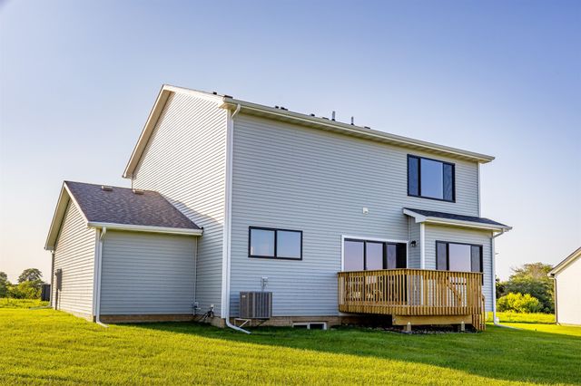 5551 167th Street, Urbandale, IA 50323