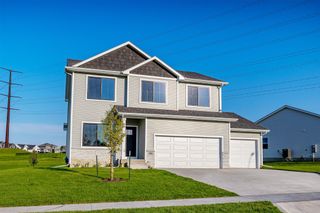 5551 167th Street, Urbandale, IA 50323