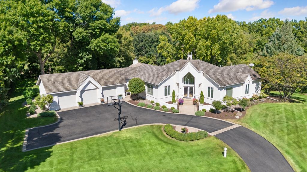 5955 Boulder Bridge Lane, Excelsior, MN 55331 — photo 2