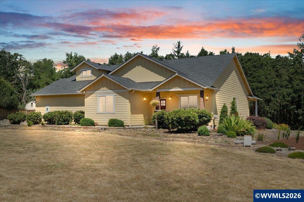 Image 1 of property listing at 17245 Brown Rd, Dallas, OR 97338