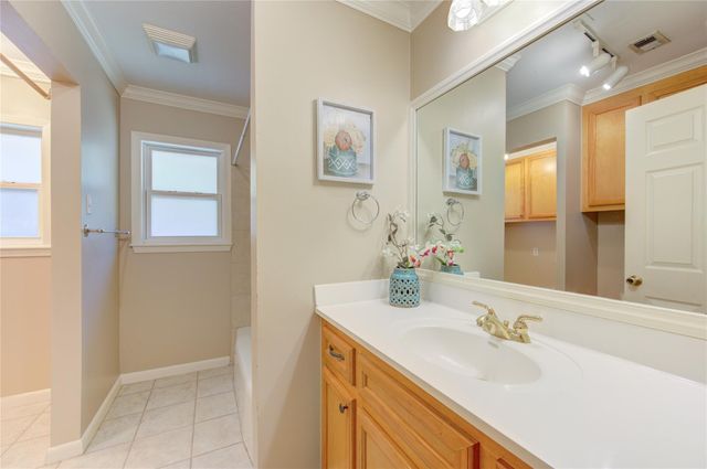 4306 Spellman Road, Houston, TX 77035