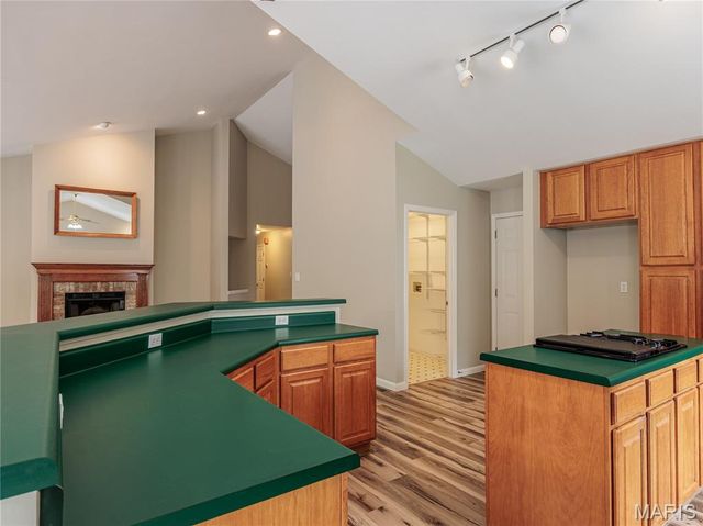 10 MERAMEC BLUFFS Court, Eureka, MO 63025