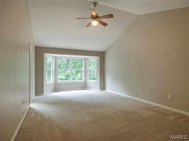 10 MERAMEC BLUFFS Court, Eureka, MO 63025