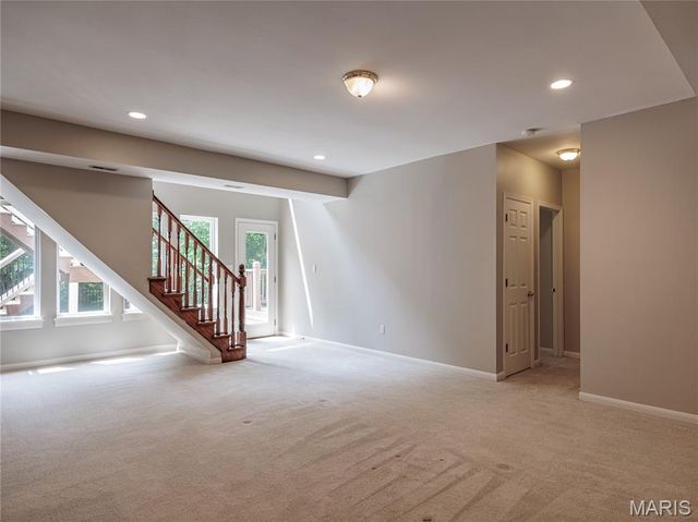 10 MERAMEC BLUFFS Court, Eureka, MO 63025
