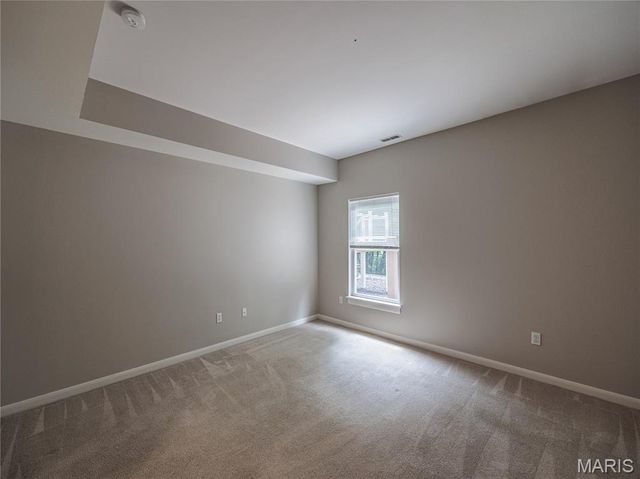 10 MERAMEC BLUFFS Court, Eureka, MO 63025