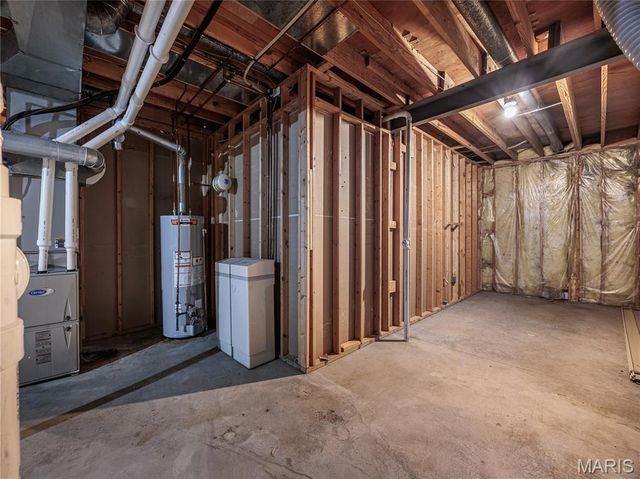 10 MERAMEC BLUFFS Court, Eureka, MO 63025