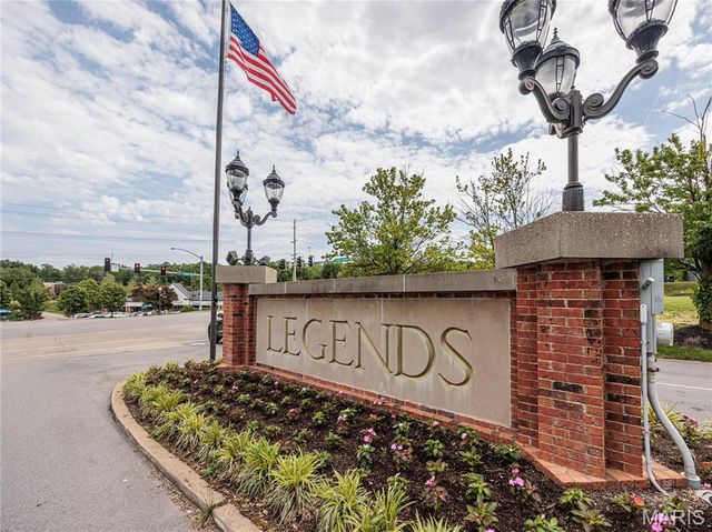 10 MERAMEC BLUFFS Court, Eureka, MO 63025