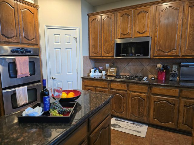 506 Magnolia Lane, Glenn Heights, TX 75154