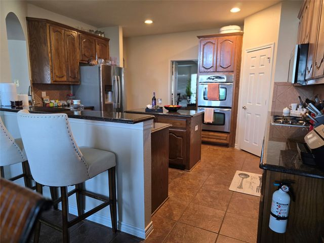 506 Magnolia Lane, Glenn Heights, TX 75154