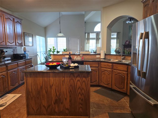 506 Magnolia Lane, Glenn Heights, TX 75154