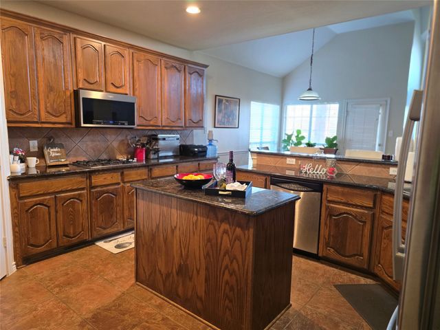 506 Magnolia Lane, Glenn Heights, TX 75154