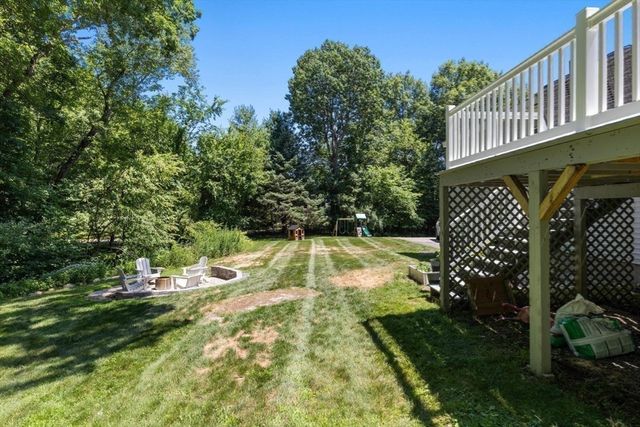 199 Ash St, Hopkinton, MA 01748