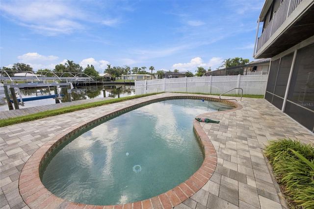 5008 BAY STATE ROAD, Palmetto, FL 34221