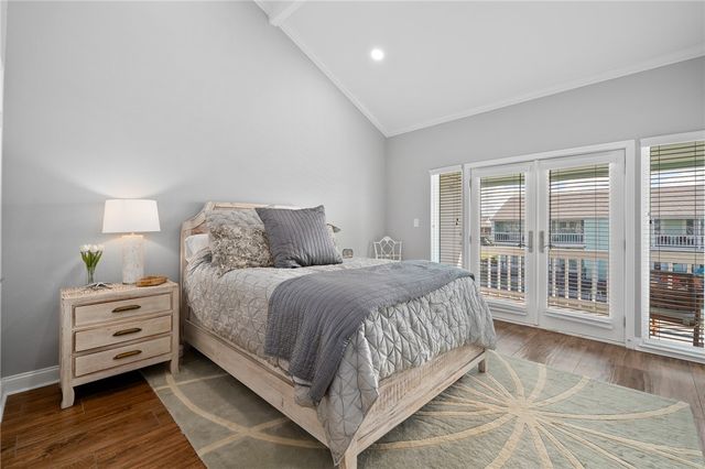 911 Sandollar St 911, Rockport, TX 78382