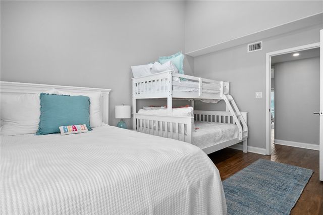 911 Sandollar St 911, Rockport, TX 78382