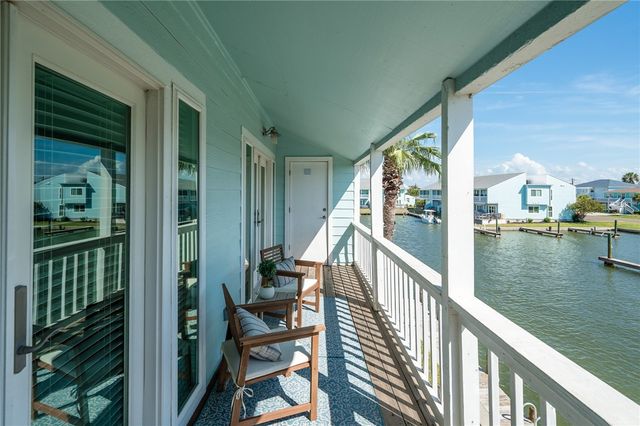 911 Sandollar St 911, Rockport, TX 78382