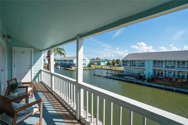 911 Sandollar St 911, Rockport, TX 78382