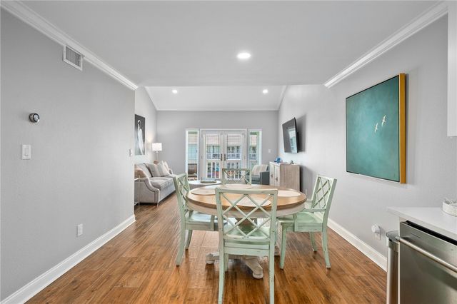 911 Sandollar St 911, Rockport, TX 78382