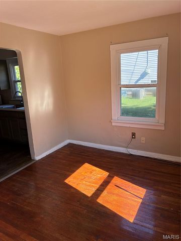 153 Connolly Drive, Hazelwood, MO 63135