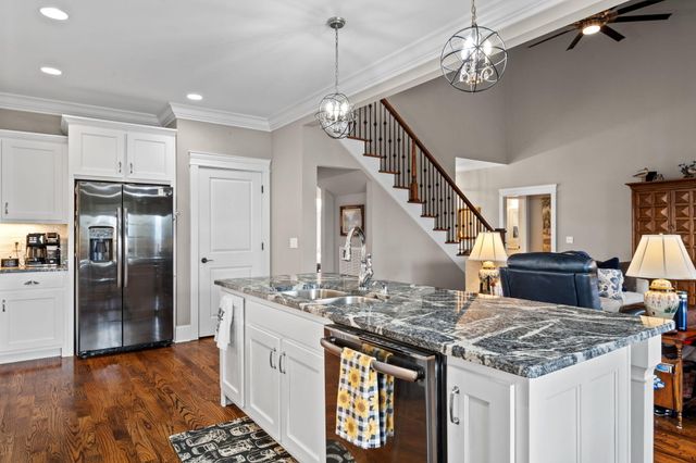 2110 River Watch Drive, Soddy Daisy, TN 37379