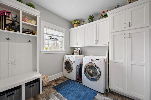 2110 River Watch Drive, Soddy Daisy, TN 37379