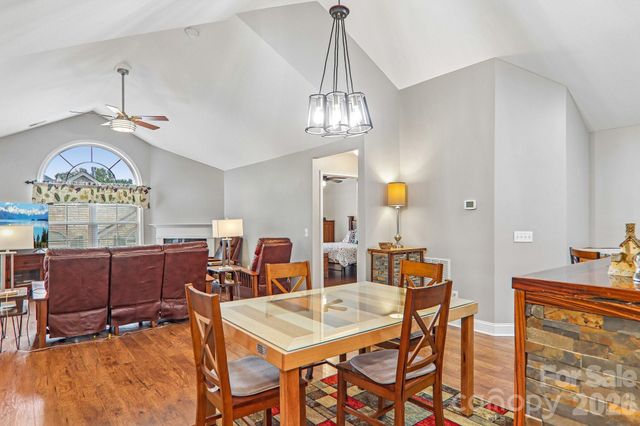 174 Summerfield Place, Flat Rock, NC 28731
