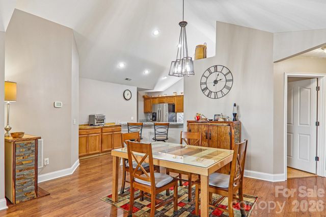 174 Summerfield Place, Flat Rock, NC 28731