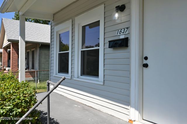 1637 W Oak St, Louisville, KY 40210