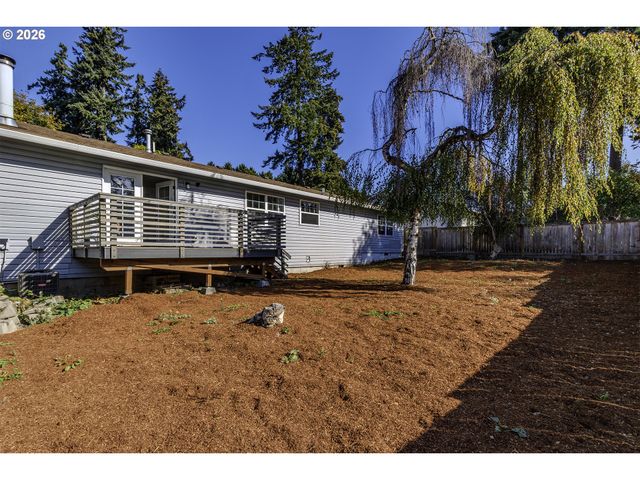 1066 Se FIR GROVE Loop, Hillsboro, OR 97123