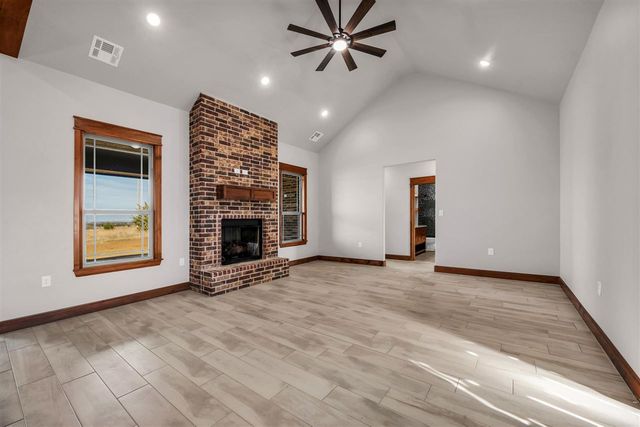 3438 Mesa Dr, Elgin, OK 73538