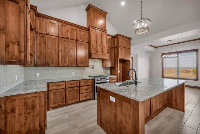 3438 Mesa Dr, Elgin, OK 73538