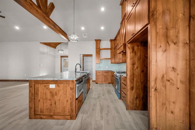 3438 Mesa Dr, Elgin, OK 73538